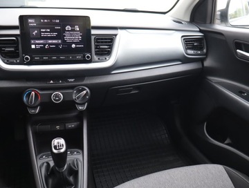 Kia Stonic Crossover 1.0 T-GDI 120KM 2020 Kia Stonic 1.0 T-GDI MHEV, Salon Polska, zdjęcie 7