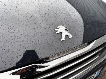 Peugeot 308 II SW 1.2 PureTech 130KM 2016 Peugeot 308 1.2 PureTech 130KM GPF Stop &amp; Start Allure Business-Paket 2016r, zdjęcie 34