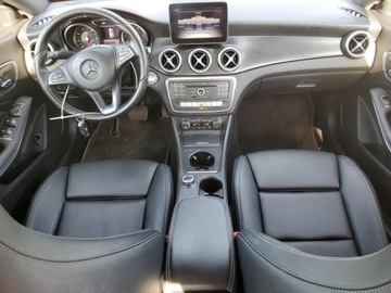 Mercedes CLA C117 2018 Mercedes-Benz CLA 2018 MERCEDES-BENZ CLA 250 4MATIC 2.0 Benzyna 208KM, zdjęcie 7