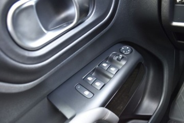 Citroen C5 Aircross SUV 1.2 PureTech 130KM 2019 Citroen C5 Aircross SalonPL 130KM PureTech LIVE Klimatyzacja 2-strefowa17, zdjęcie 21