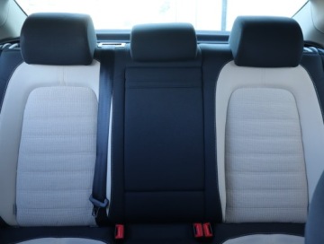 Volkswagen Passat CC 2.0 TDI-CR DPF 140KM 2011 VW Passat CC 2.0 TDI, Salon Polska, Automat, zdjęcie 9