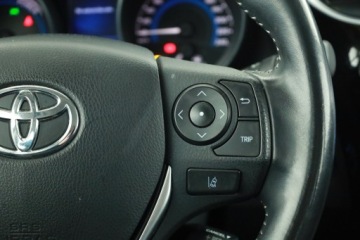 Toyota Auris II Hatchback 5d Facelifting 1.8 Hybrid 136KM 2016 Toyota Auris Hybrid, Automat, Navi, Klima, zdjęcie 17