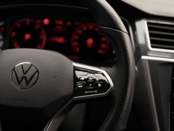 Volkswagen Tiguan Allspace SUV Facelifting 2.0 TDI SCR 200KM 2022 Volkswagen Tiguan Allspace R-Line 2.0 TDI 4Motion DSG 2023 Full LED Matr, zdjęcie 29