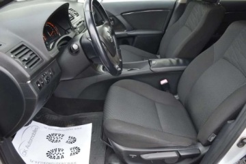 Toyota Avensis II Kombi 2.0 D-4D 126KM 2009 Toyota Avensis TOYOTA AVENSIS 2.0D4D 126KM Xenon Czujniki Parkowania Salon, zdjęcie 18