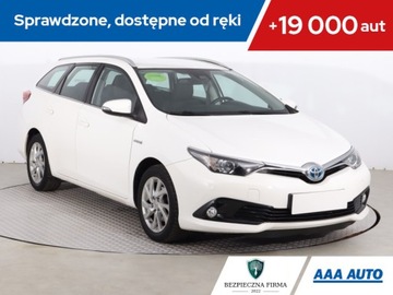Toyota Auris II Touring Sports Facelifting 1.8 Hybrid 136KM 2017 Toyota Auris Hybrid, Salon Polska, Serwis ASO