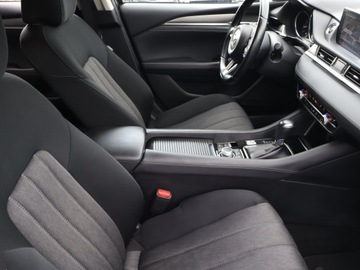 Mazda 6 III Sport Kombi Facelifting 2018 2.0 Skyactiv-G 145KM 2021 Mazda 6 2.0 Skyactiv-G, Salon Polska, Serwis ASO, zdjęcie 8