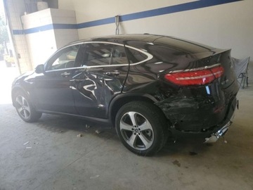 Mercedes GLC C253 2019 Mercedes-Benz GLC 2019 MERCEDES-BENZ GLC COUPE 300 4MATIC 2.0 Benzyna 255KM, zdjęcie 4