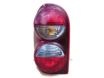 Cherokee Liberty KJ LIFT Lampa lewy tył tylna 4 oprawki