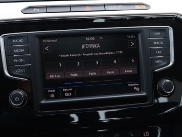 Volkswagen Passat B8 Limousine 2.0 TSI BlueMotion Technology 220KM 2017 VW Passat 2.0 TSI, Salon Polska, Serwis ASO, zdjęcie 11