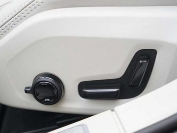 Volvo V90 II 2025 VOLVO V90 T6 AWD Plug-In Hybrid Ultra Dark Combi (398KM) 2025, zdjęcie 4