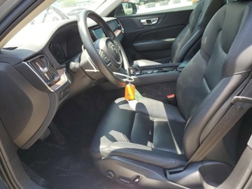 Volvo S60 III 2022 Volvo S60 B5 Momentum 2022 2.0l 2.0 Benzyna 247KM, zdjęcie 7