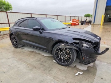 Aston Martin DBX 2021 Aston Martin DBX 2021. 4.0 Benzyna 542KM, zdjęcie 4