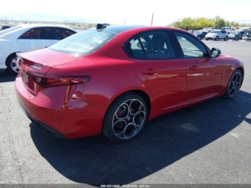 Alfa Romeo Giulia II Sedan Facelifting 2.0 Turbo 280KM 2023 Alfa Romeo Giulia Veloce Rwd 2023 2.0 Benzyna 280KM, zdjęcie 4