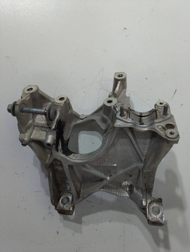 AUDI A4 A5 B9 DRŽÁK MOTORU UCHYCENÍ LEVÝ 8W0399295E (K124)