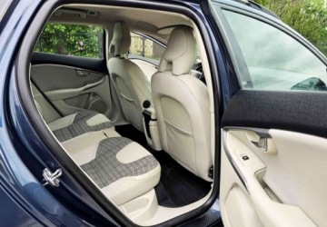 Volvo 2016 Volvo V40 Cross Country Volvo V40 Cross Country D2 Pro 2.0 Diesel 120KM, zdjęcie 23