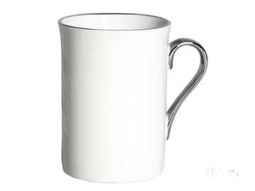 KUBEK QUEEN ISABEL BIAŁY SREBRNY PASEK 300 ML