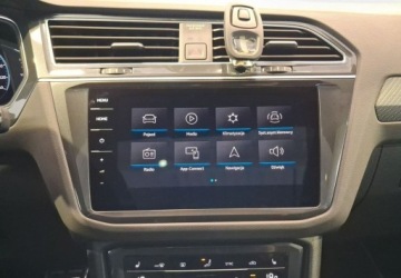 Volkswagen Tiguan II SUV Facelifting 2.0 TDI 200KM 2022 Volkswagen Tiguan VAT 23 R-line 2.0TDI 200KM DSG 4motion 2022 r., salon PL, zdjęcie 13