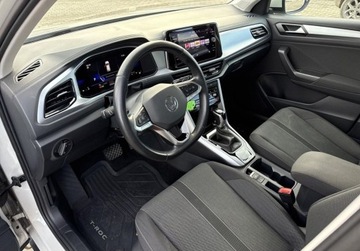 Volkswagen T-Roc I SUV Facelifting 1.5 TSI ACT 150KM 2022 Volkswagen T-Roc 1.5 Benzyna 150KM, zdjęcie 10