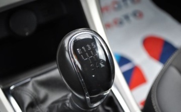 Opel Astra J Hatchback 5d 1.4 Turbo ECOTEC 140KM 2012 Opel Astra 1.4 Benzyna Tempomat Cz. parkowania Klimatyzacja 1.4 Benzyna, zdjęcie 30