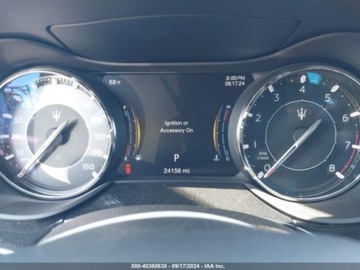 Maserati Quattroporte II 2022 Maserati Quattroporte Modena 2022 3.0l 3.0 Benzyna 424KM, zdjęcie 10