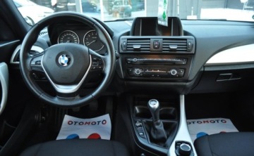 BMW Seria 1 F20-F21 Hatchback 5d 116i 136KM 2013 BMW Seria 1 SPORT Benzyna Nawigacja 1.6 Benzyna 136KM, zdjęcie 18