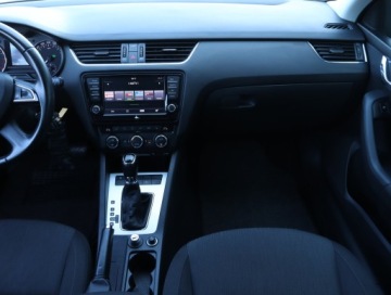 Skoda Octavia III Kombi 2.0 TDI CR DPF 150KM 2015 Skoda Octavia 2.0 TDI, Salon Polska, Serwis ASO, zdjęcie 7
