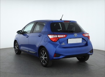 Toyota Yaris III Hatchback 5d Facelifting 2017 1.5 Hybrid 100KM 2018 Toyota Yaris 1.5 Hybrid, Salon Polska, Serwis ASO, zdjęcie 3