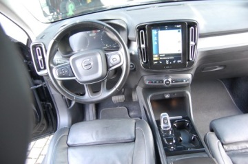 Volvo XC40 Crossover 2.0 D3 150KM 2020 Volvo XC40 inscription 2.0D 150PS Automat Temp.Akt.2xAlu El.Fotele Śliczny, zdjęcie 5