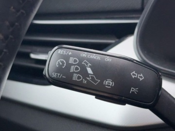 Skoda Kamiq Crossover 1.0 TSI 110KM 2022 Skoda Kamiq 1.0 TSI 110 KM Ambition, Serwis ASO, Gwarancja, FV23 Benzyna, zdjęcie 19