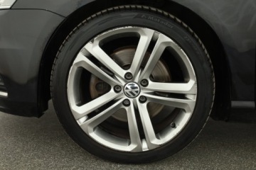 Volkswagen Passat B7 Variant 2.0 TDI CR DPF BlueMotion 140KM 2013 VW Passat 2.0 TDI, Navi, Xenon, Bi-Xenon, Klima, zdjęcie 11
