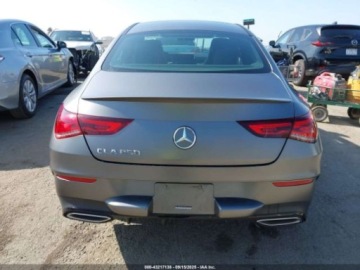 Mercedes CLA C118/X118 2022 Mercedes-Benz CLA 250 Coupe 2022 2.0l 2.0 Benzyna 221KM, zdjęcie 4