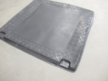 Коврик в багажник BMW e61.