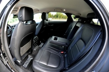 Jaguar F-Pace SUV 2.0 iD4 240KM 2018 Jaguar F-PACE 2.0 241KM R-Sport Full Opcja Polski, zdjęcie 8