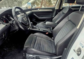 Volkswagen Passat B8 Variant 2.0 TDI 190KM 2015 Volkswagen Passat Variant Volkswagen Passat Variant 2.0 TDI SCR 4Motion DS, zdjęcie 15