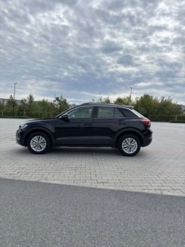 Volkswagen T-Roc I SUV Facelifting 1.5 TSI ACT 150KM 2024 Volkswagen T-Roc HAK, Salon PL, FV 23, DSG 1.5 Benzyna 150KM, zdjęcie 9