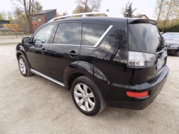 Mitsubishi Outlander II 2009 Mitsubishi Outlander BIALOLEKA 2.0 T.Diesel (170 KM) 4X4, 2009r. prod. K, zdjęcie 3