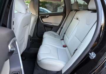 Volvo XC60 I SUV Facelifting 2.0 D4 DRIVE-E 190KM 2015 Volvo XC 60 salon Polska, I wlasciciel, 55 tys km,Gwarancja 2.0 Diesel, zdjęcie 16