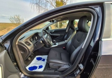 Volvo S60 II Sedan Facelifting 2.0 D2 DRIVE-E 120KM 2017 Volvo S60 Volvo S60 D2 Momentum 2.0 Diesel 120KM, zdjęcie 21