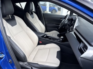 Toyota C-HR I Crossover 1.8 Hybrid 122KM 2018 Toyota C-HR 1.8 Hybrid Selection Toyota C-HR SELEC, zdjęcie 6