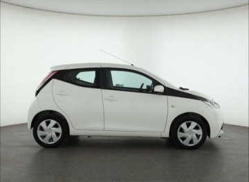 Toyota Aygo II Hatchback 5d 1.0 VVT-i 69KM 2017 Toyota Aygo 1.0 VVT-i, Salon Polska, Serwis ASO, zdjęcie 5