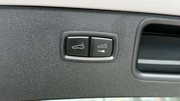 Porsche Macan SUV Facelifting 2.0  245KM 2021 Porsche Macan 2.0 Benzyna 244KM, zdjęcie 18