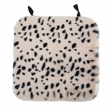 Универсальная подушка переднего сиденья.