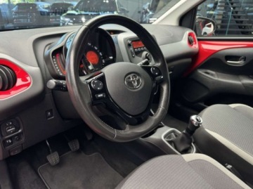 Toyota Aygo II Hatchback 3d Facelifting 1.0 VVT-i 72KM 2020 Toyota Aygo X-Play Klimatyzacja Salon Polska 1 wlasciciel FV23, zdjęcie 32