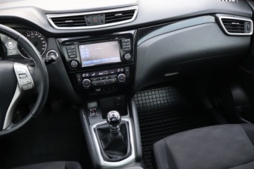 Nissan Qashqai II Crossover 1.2 DIG-T 115KM 2017 Nissan Qashqai 1.2 DIG-T, Salon Polska, zdjęcie 7