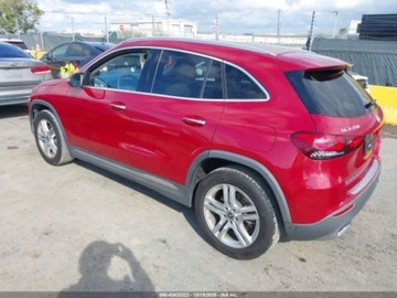 Mercedes GLA II 2021 Mercedes-Benz GLA 2021 .r,2,0 L 4MATIC 2.0 Benzyna 221KM, zdjęcie 3