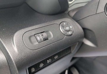 Citroen Berlingo III e-Osobowy M 50 kWh 136KM 2023 Citroen Berlingo e-Berlingo M Shine Elektryczny 136KM, zdjęcie 5