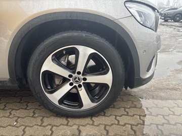 Mercedes GLC C253 SUV Facelifting 2.0 220d 194KM 2019 Mercedes-Benz GLC 220 Aktywny tempomat/ Podgrzewan, zdjęcie 14