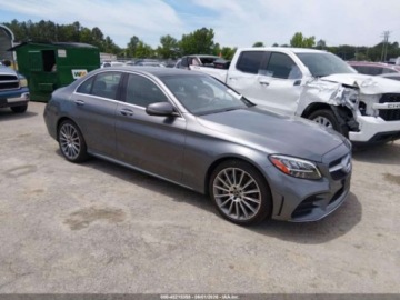 Mercedes Klasa C W205 2019 Mercedes-Benz Klasa C 2019 MERCEDES-BENZ C 300 4MATIC 2.0 Benzyna 255KM, zdjęcie 1