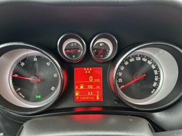 Opel Zafira 2015 Opel Zafira OPC COSMO 2.0 CDTI 170 KM Navi Alu18'', zdjęcie 36