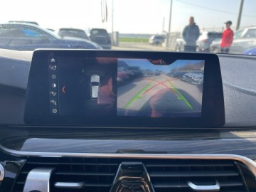 BMW Seria 5 F10-F11 Touring Facelifting 520d 190KM 2017 BMW 530 Luxury Line Xdrive Skóra Kamera Harman, zdjęcie 10